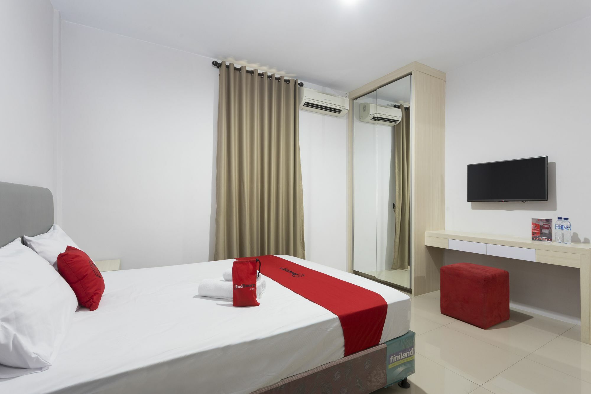 Reddoorz Plus Near Cilandak Town Square 2 Yakarta Exterior foto